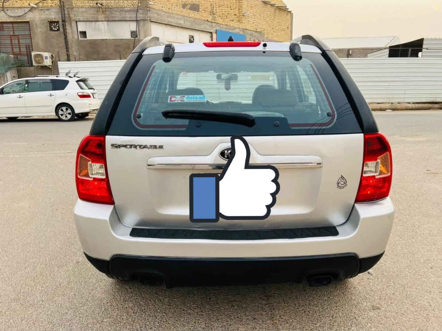 سلام عليكم سياره 2009 سبورتج بيها طخات خفيفه  وباب مبدل مشدود واحد اصلي مو تجاري  وبيها خيط تبخير  بسيط جدا يعني السياره كامله من كلشي فقط اكو ضعف بل كرنك مال المحرك تجي وتشوف وتكلب وتاخذ سونار واني بل خدمه السياره مكانها ناصريه مركز المدينه 
***********
