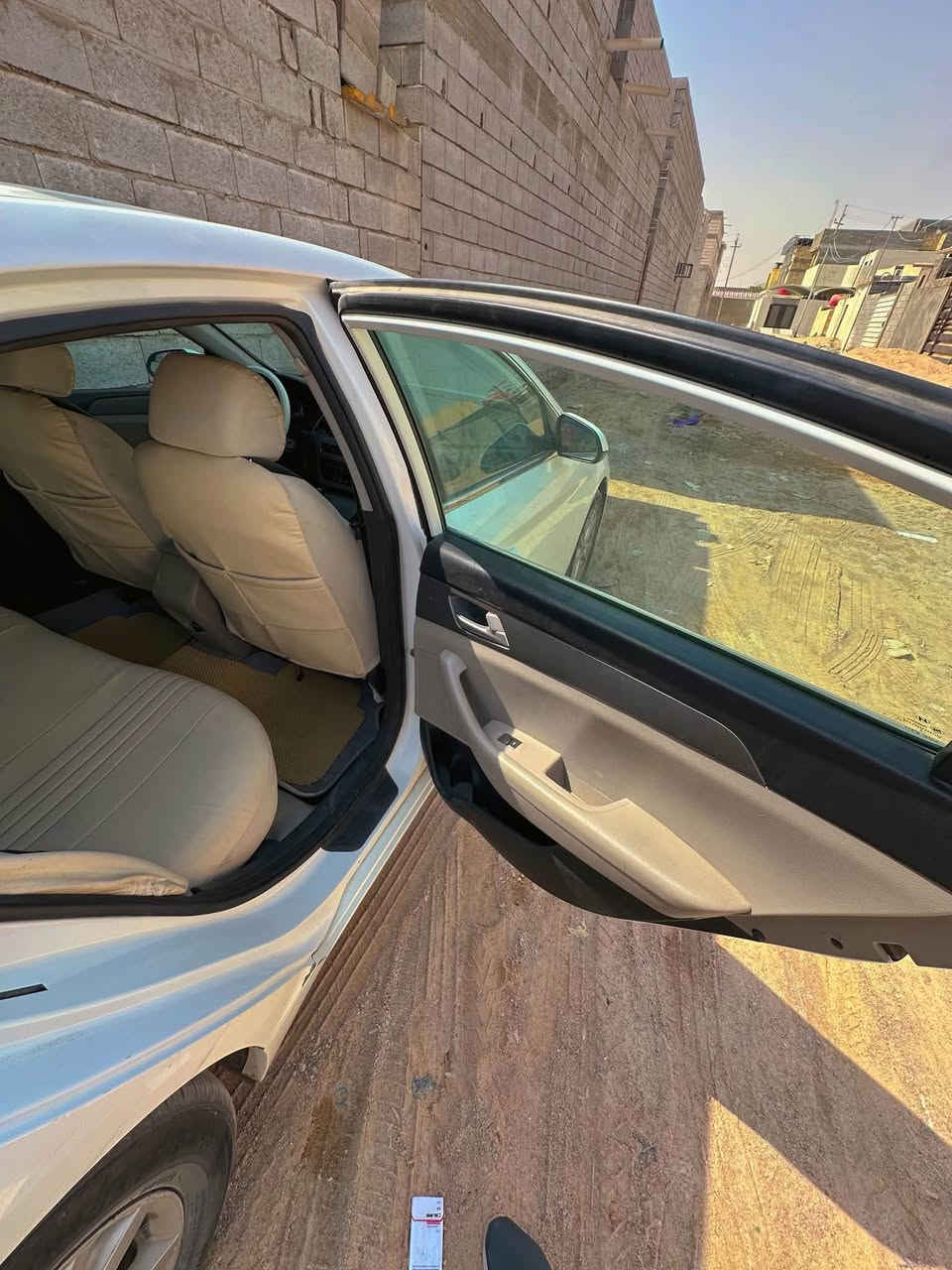 سلام عليكم
سوناتا موديل 15 
وارد أمريكي  سيارة حلوة ونضيفة الضربة مالته بس بنيد مبدل 
السيارة بأسمي /بصرة /خور الزبير والبدي مالته بس تقشير القمارة وجزء ناعم بالباب 
السعر 95فقل 
الاستفسار ***********
