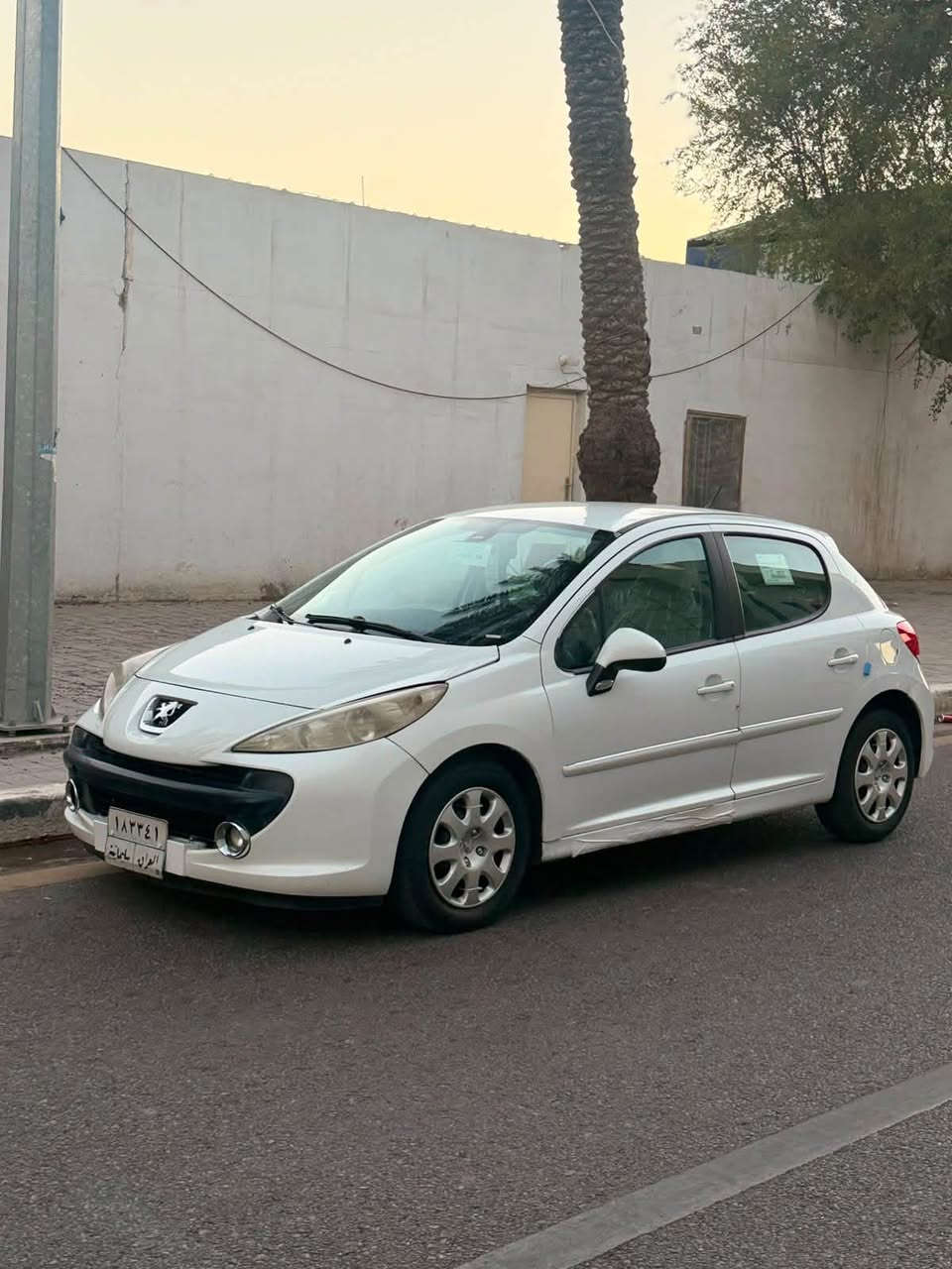 ٢٠١٢ • بنزين • دفترا