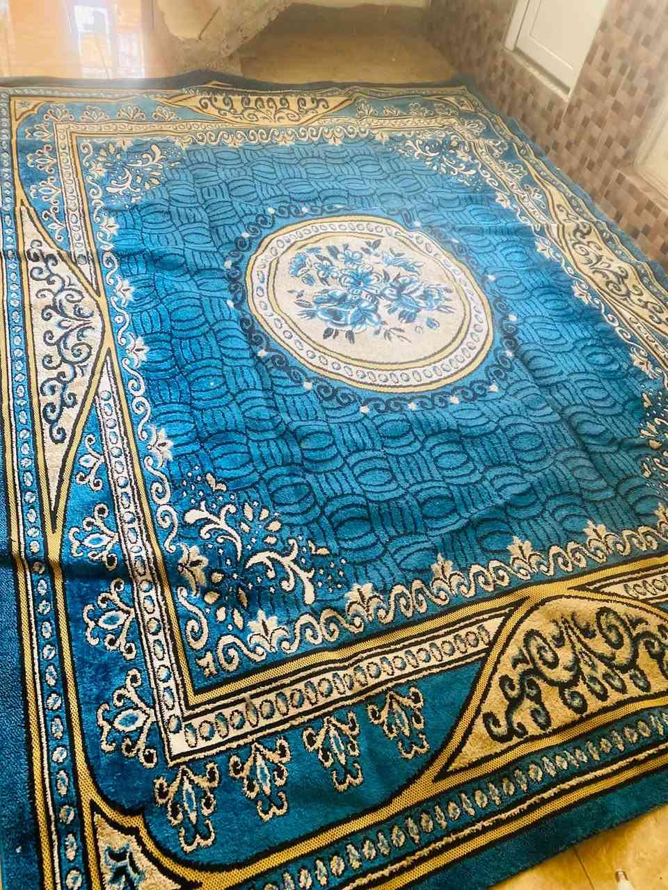 غراض للبيع السعر مناسب كاونتر او زوليا او طباخ او كومدي للاستفسار ***********
