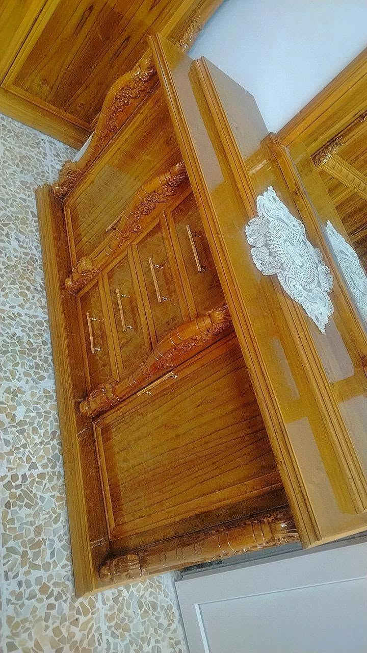 مامستعمله شرط ضخمه وثقيله مصار 15 يوم اخذتها جديده ماستعملتها  ***********
