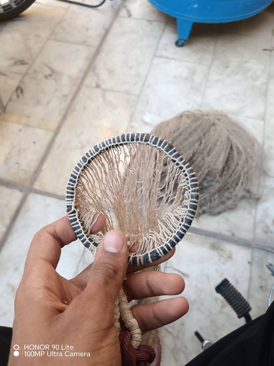 سليه للبيع حجم 7 لو 6 مامتأكد عين اصبعين مستخدمه قليل سعر كلش مناسب اتصل على هاذا الرقم اذا شراي ***********
