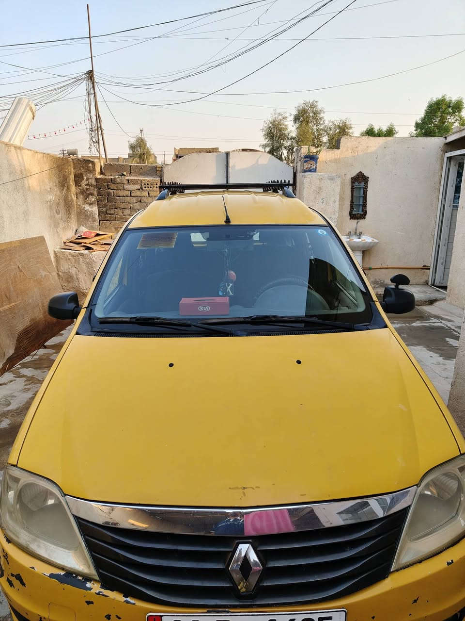 سيارة لوگان رينو موديل 2010 
7راكب بإسمي مكينه وگير وحداديه جاهزة تخم ناير نظيف تبريد شغال بحاله جيده جدا العنوان الكفاءات ***********حسين جبار
