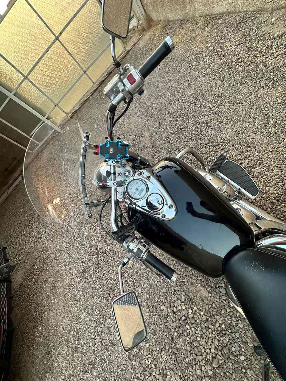 شادو ٤٠٠ سكيورتي
سكيورتي
رقم وسنوية باسمي
جديدة بمعنى الكلمة مكفولة من كل النواحي 
قطرة زنجار مابيها 
بوضع الزيرو    لتخابرني تسألني شبيها
مكفولة من كل شي حالها حال الزيرو
موديل ٢٠٠٣
بغداد حي الجامعة ***********

