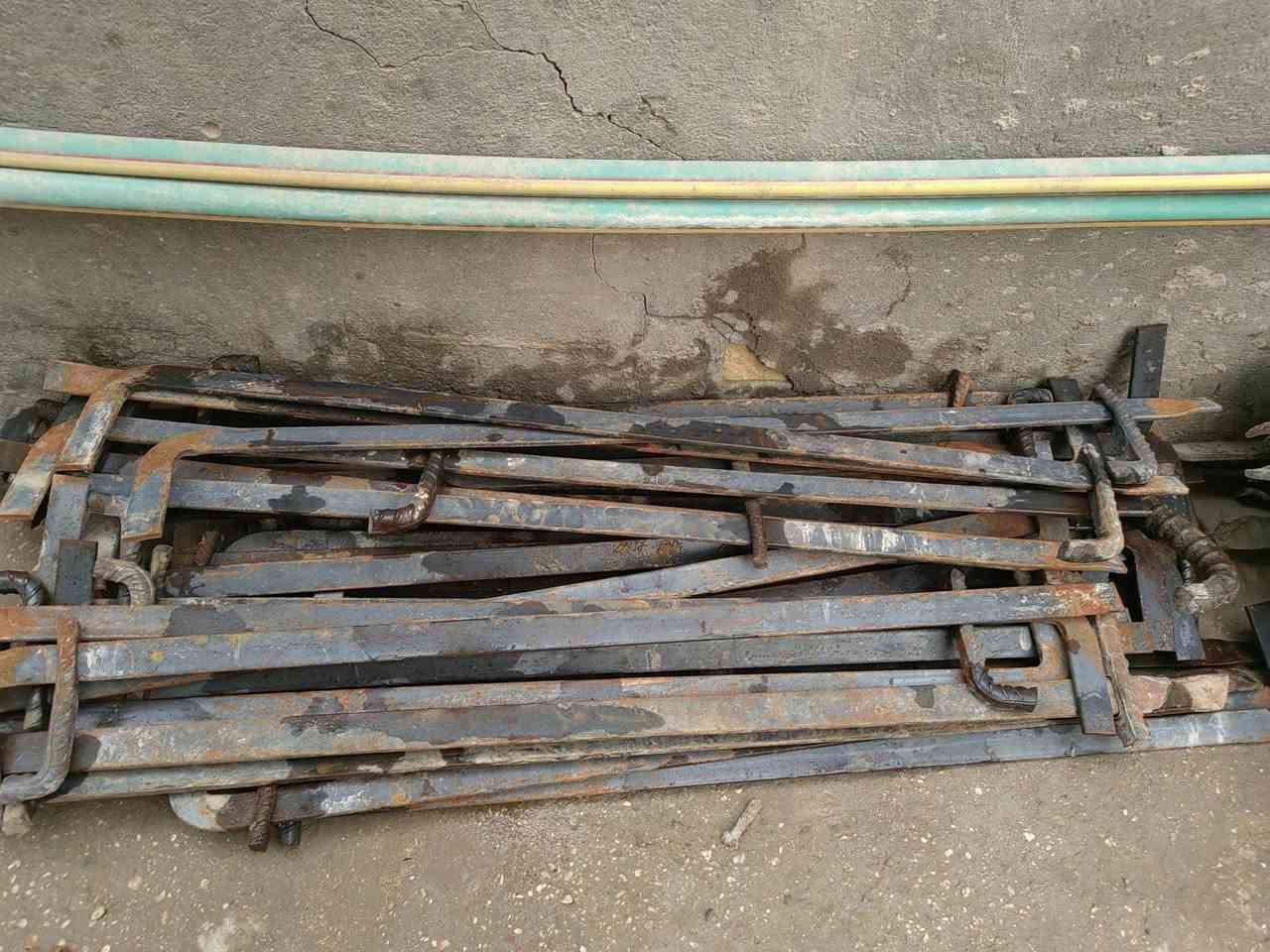 فخات • ١٠٣ قطعة • حلة شارع ٦٠