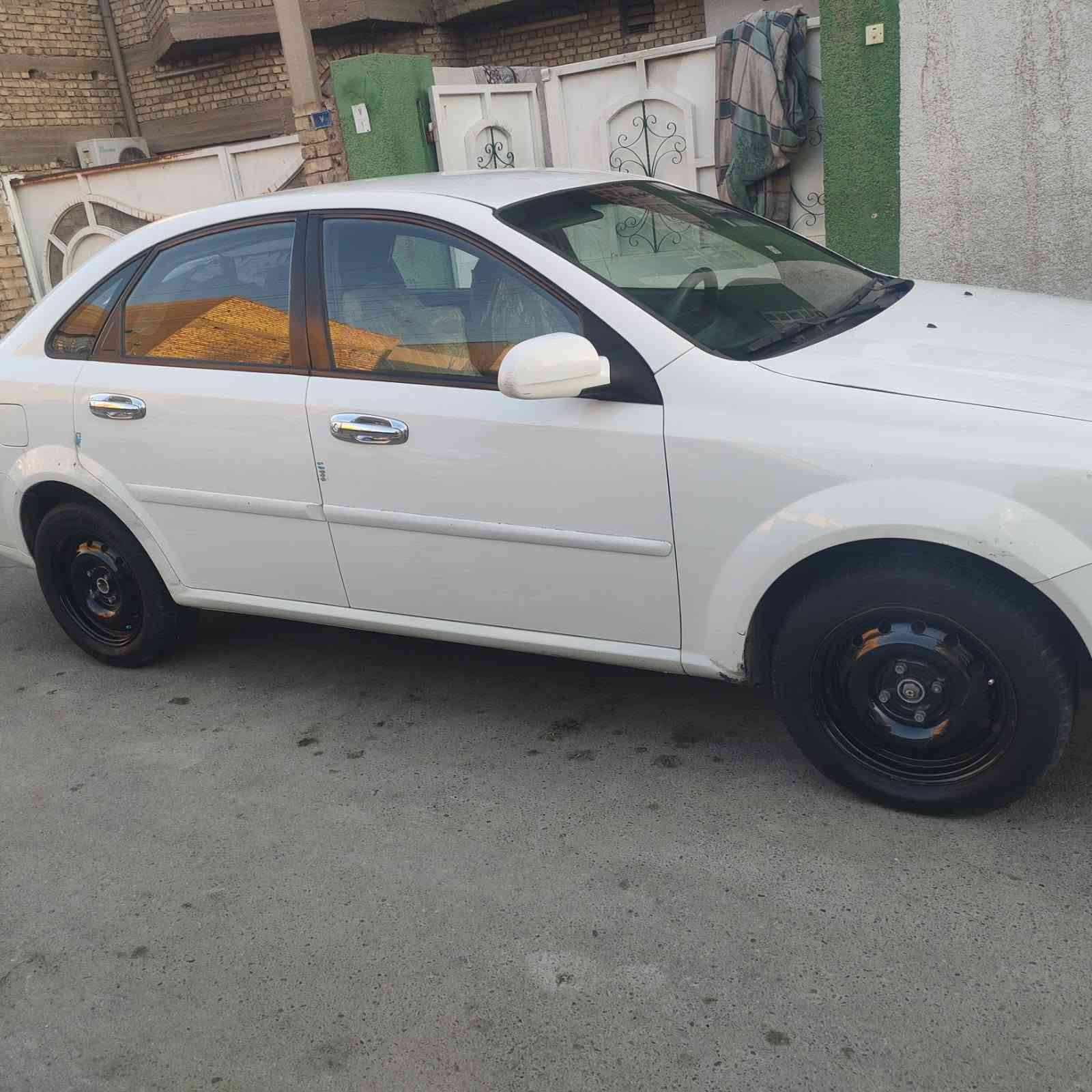 سلام عليكم 
اوبترا موديل ٢٠١٢ السيارة جاهزة ماكو اي نقص بيها صبغ بالبنيد باتري جديد منظومه تبريد جديدة صدر امامي خلفي جديد  منظومه البانزين جديد كير مكينه جدد رقم سليمانيه جديد السعر ٧٥ وبي مجال  مكاني بغداد الشعب *********** الفارس, صلاح الدين
