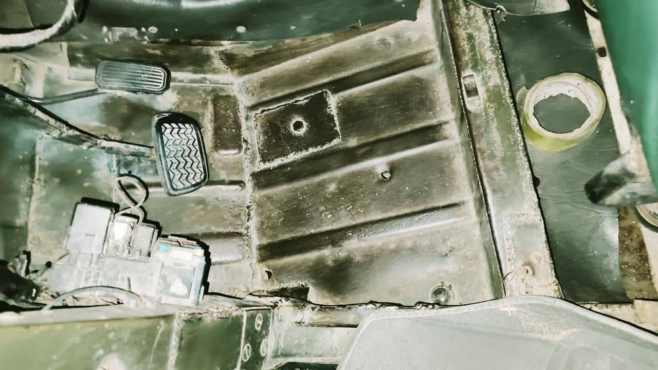 عل بلاد مكينة وكير خير من الله وشاصي نضيف كهربائيات جديدة
***********
السعر ٣٨٠٠
