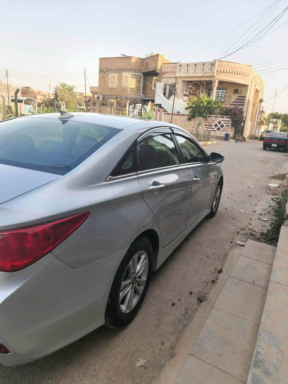 سوناتا مديل 14 وارد امريكي بيها تبديل بنيد و جاملغ اصلايات وبيها كلير بل جاملغ الامامي وضربه خفيفه بل جنطه سياره جاهزه محرك وكير وحداديه وتبريد شرط احلى من الصور سياره
عنوانها ناصريه مركز 
سعرها 93وبيها مجال
رقم ***********
