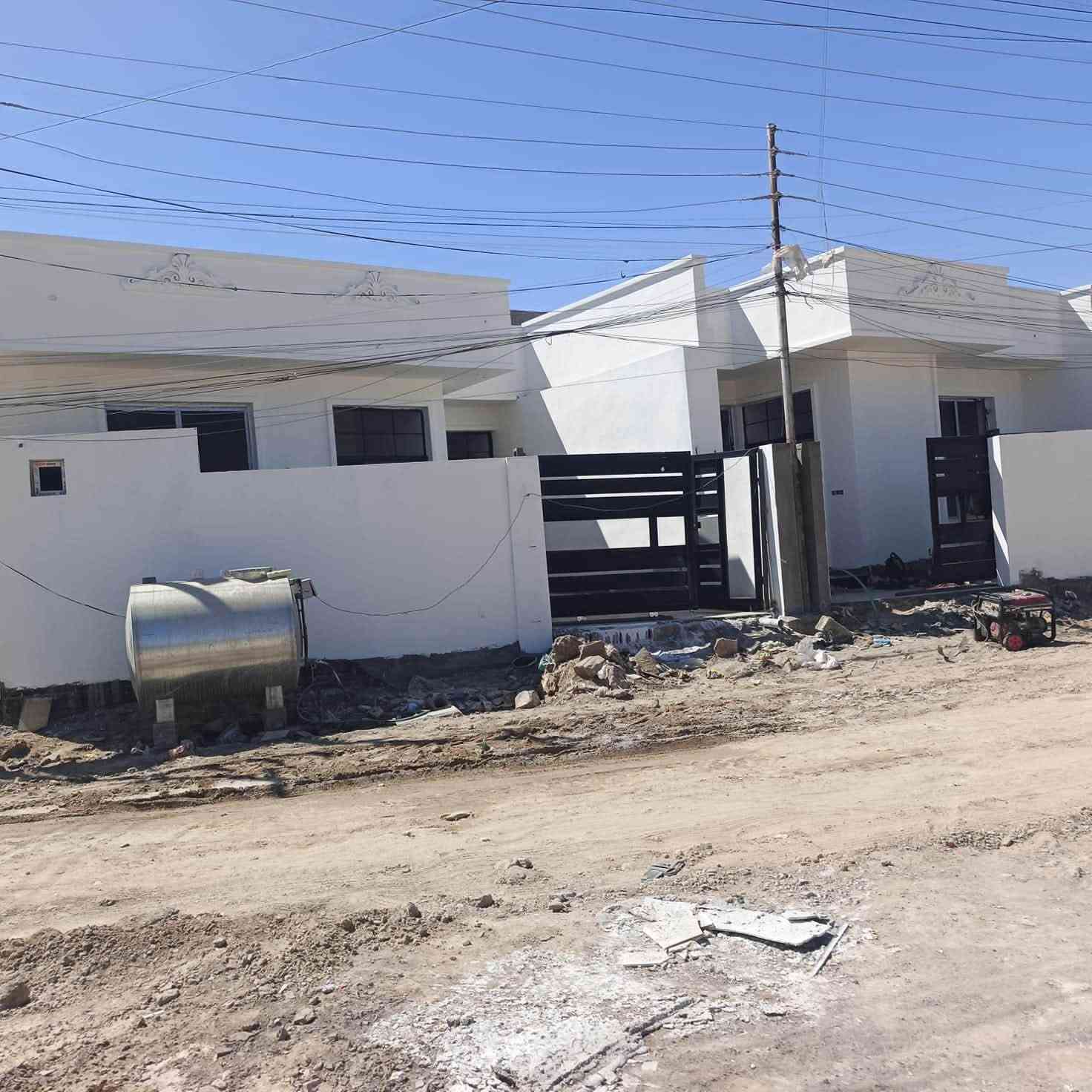 🏗️🏡 بناء المنازل بالتقسيط المريح
حلم البيت الخاص صار أقرب من أي وقت مضى ✨

مع شركه الفهد  للمقاولات العامة نوفر لك خدمة بناء المنازل بأحدث التصاميم وأفضل المواصفات، وبأقساط مريحة تناسب ميزانيتك.

✅ أقساط او علي شكل دفعات 
✅ إشراف هندسي متكامل
✅ تنفيذ وفق أعلى معايير الجودة
✅ سرعة ودقة في الإنجاز
✅ عقود رسمية وضمان على التنفيذ

لا تؤجل حلمك بعد اليوم…
ابدأ ببناء منزل العمر واستثمر بمستقبل عائلتك من الآن 🏡✨

📍 الرمادي 
📞 ‭***********‬ 
 📞 ***********

📩 تواصل معنا الآن واحصل على استشارة مجانية.
شركه الفهد للمقاولات العامة
✨ نجعل حلمك حقيقة. ✨

هاي جزء من اعمالنا الي نفذناها في منطقه الزراعه

نص مكتوب في الصور:
- DAR