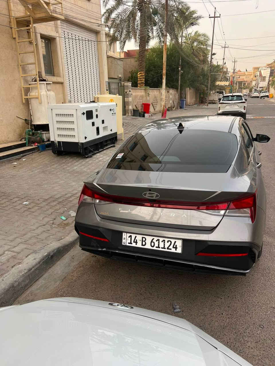 النترا موديل 2024 
سياره مرقمه شهداء يعني مو حره بعد اله سنتين صير حره 
راعيها موجود بيتهم بل تنومه 

فول موصفات ماعده الفتحه 
سعرها 155 وبيها مجال 
وهاذ حادثه وبيها بارد باب سايق

*********** البصرة, العراق
