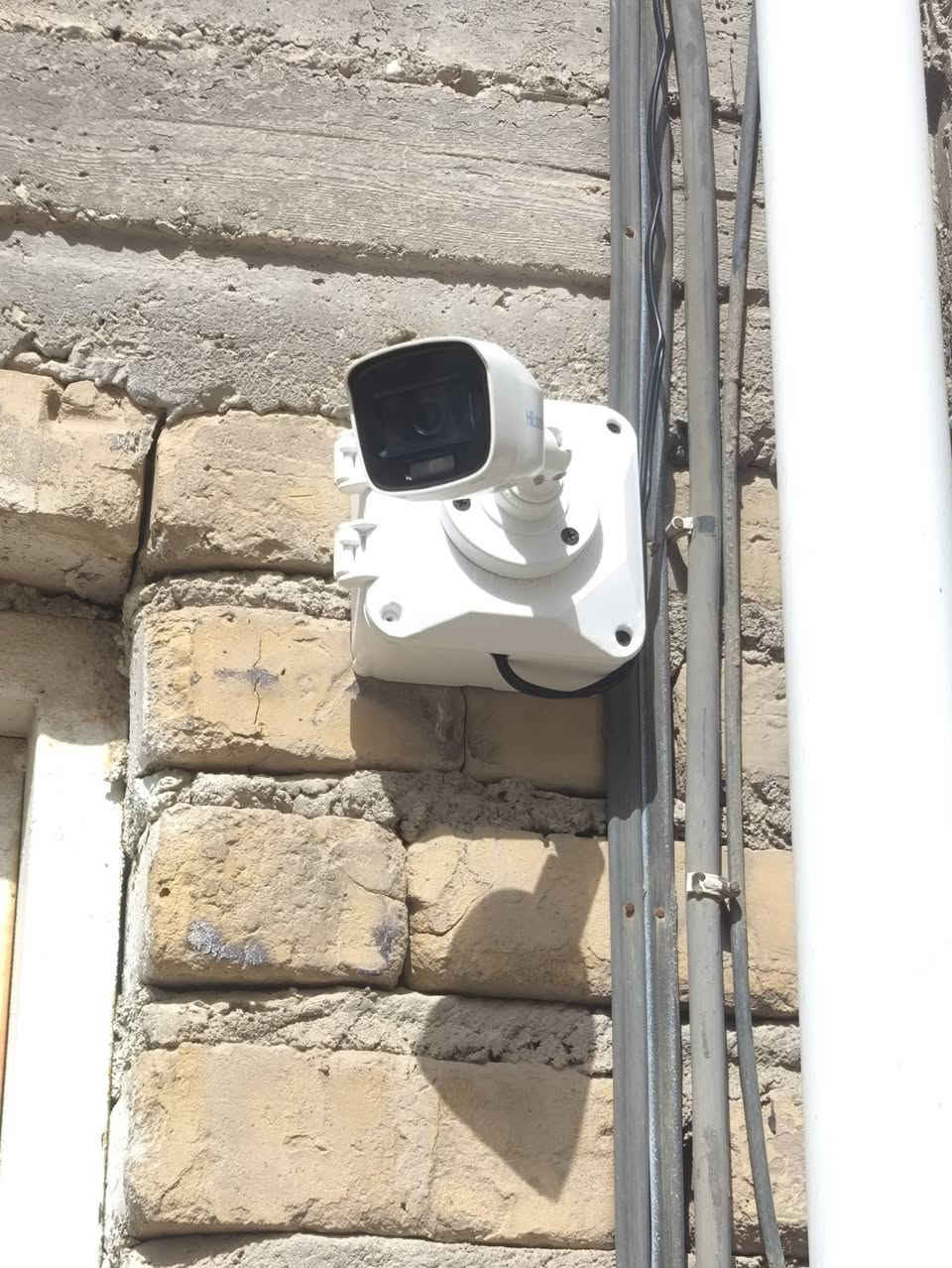 تم التنصيب/ الديوانية قضاء السدير 
1-Dvr Hikvision CH4 /5M
2-كامرات عدد 2/ 2M
كامرات عدظ 2 / 5M

3-هارد1T
4-بوكسات عدد4
5-Ups 120W+Hdmi,1.5
6-بكره واير كاربون RG
8-bor+pcns16عدد
الفني اديب الكعبي 
لتواصل والاستفسار 
***********
***********
