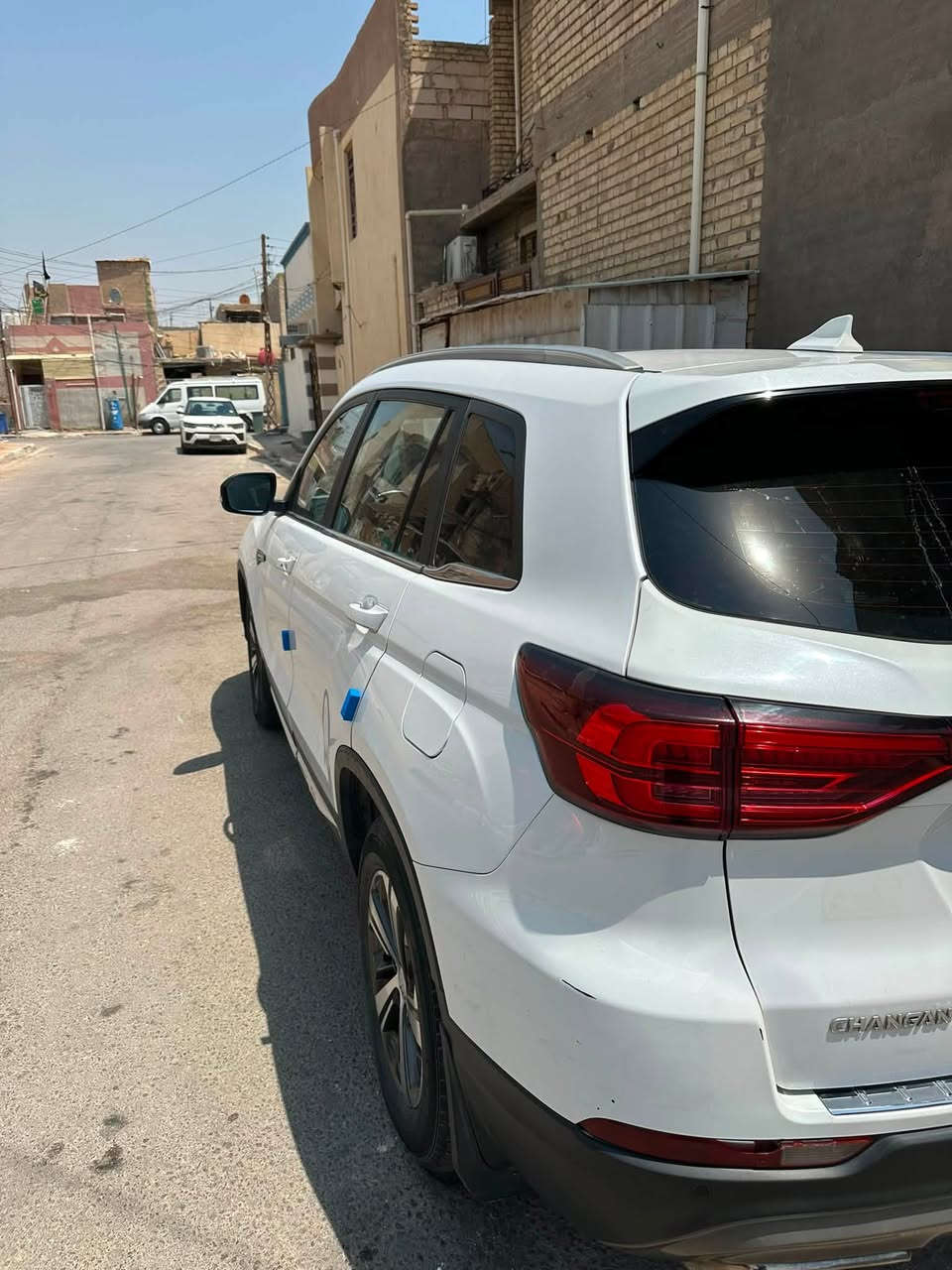 سلام عليكم
شانجان سي 75 مديل 2019  المكان كربلاء 
الرقم بغداد دولي وباسمي
المواصفات 

مري شفط واشاير بلمري 
حساس امامي خلفي 
كامره خلفيه 
قطعتين تبريد 
شاشه لمس اكثر من وضعيه للقياده
الوان ابيض 
السياره بصمة 
السياره نضيفه واستخدام بيت وحلوة 
التواصل على الرقم 
معروضه ب20 مليون عراقي 
***********
