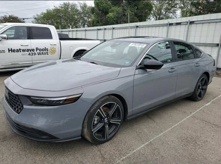 Honda Accord Hybrid Sport 2024
هوندا أكورد هايبرد سبورت 2024

🔹 محرك 2.0L هايبرد  

🔹 فئة Sport  

🔹 لون أسمنتي

🔹 ماشيه 21 الف ميل

💎رقم بغداد ومميز

🔹 الضرر كلش بسيط موضح بصور ولاقطعه مبدله فقط نص الدعاميه مصلحه ومصبوغه ولاقطرة صبغ كفاله عامه 

🔹 وارد أمريكي  

بغداد الدوره 

📩 للاستفسار 

***********
السعر 21،000$وبيهه مجال السياره كلش نضيفه وجديده

