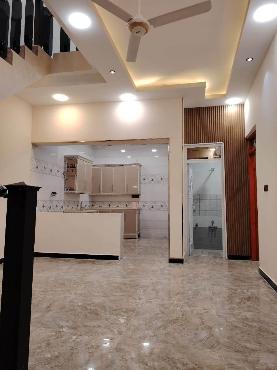 دار 🏠 للبيع   طابقين تشطيب جديد المساحه ١٠٠ م يحتوي ع 3️⃣غرف نوم ومطبخ وصاله وصحيات خارجيه وداخليه العنوان حي اور شارع السبيس 
*********** 📞
