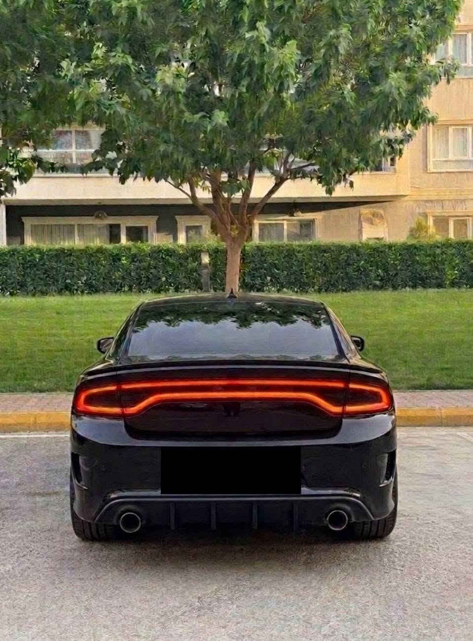 سلام‌علیکم ورحمةالله
Dodge Charger RT 2017
v8 Hemi

رقم سلیمانیە تحویل وکالە بشرط
حادث کلش بسیط ایرباک بلادی
گیرمحرک کلشی بشرط
سعر 175 ورقە وبیهامعاملە
مکان کرکوک
***********
هاتف واتساب

نص مكتوب في الصور:
- RT V8 (5.7)