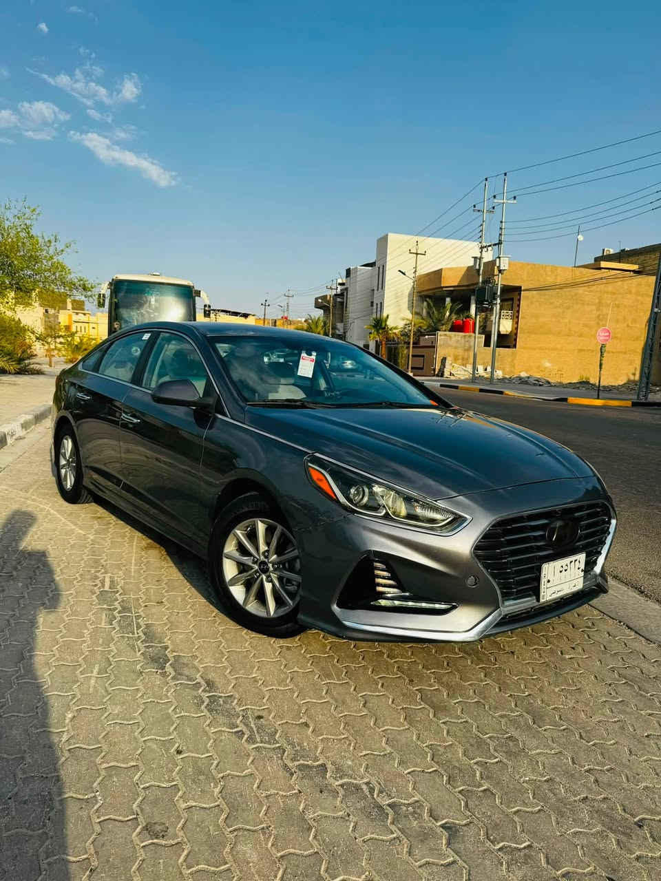 سلام عليكم سوناتا مديل 18 وارد امريكي حادثه جاملغ وبنيد سياره جاهزه من كلشي مكينه كير حداديه تبريد تخم تاير ماشيه 130 سياره حره تحويل ثاني يوم السعر 115وبيه مجال مكاني البصره ***********
