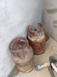 قنينتين غاز • بيع سريع • الحر سواده