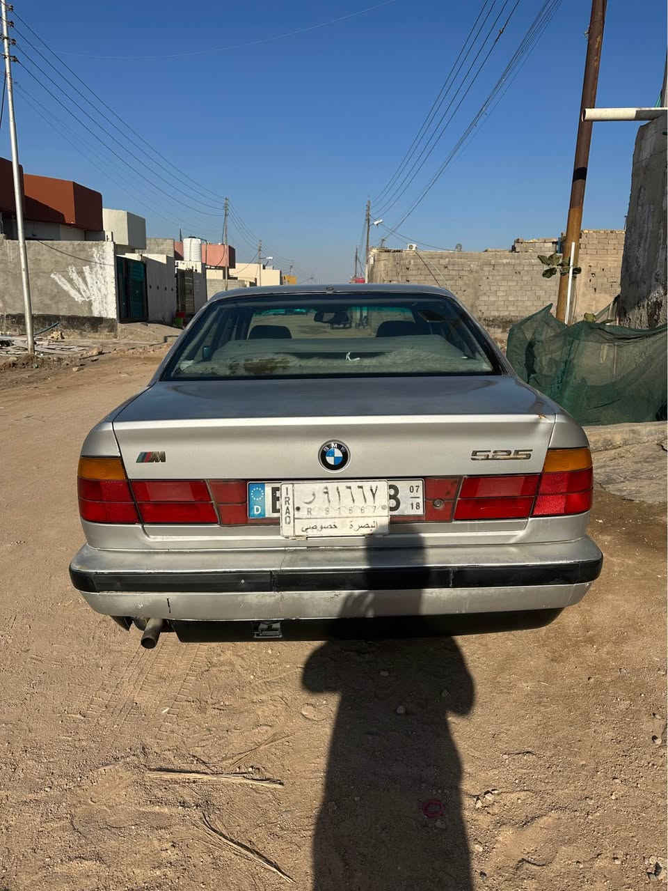 سلام عليكم BMW موديل 1993 سياره محوره 3000 فيفيتي مكينه وكير بل جيس سياره جاهزه حداده تخم تاير تبريد سياره بسمنه سعر 57 مكاني البصره الجزيره رقم *********** البصرة, العراق
