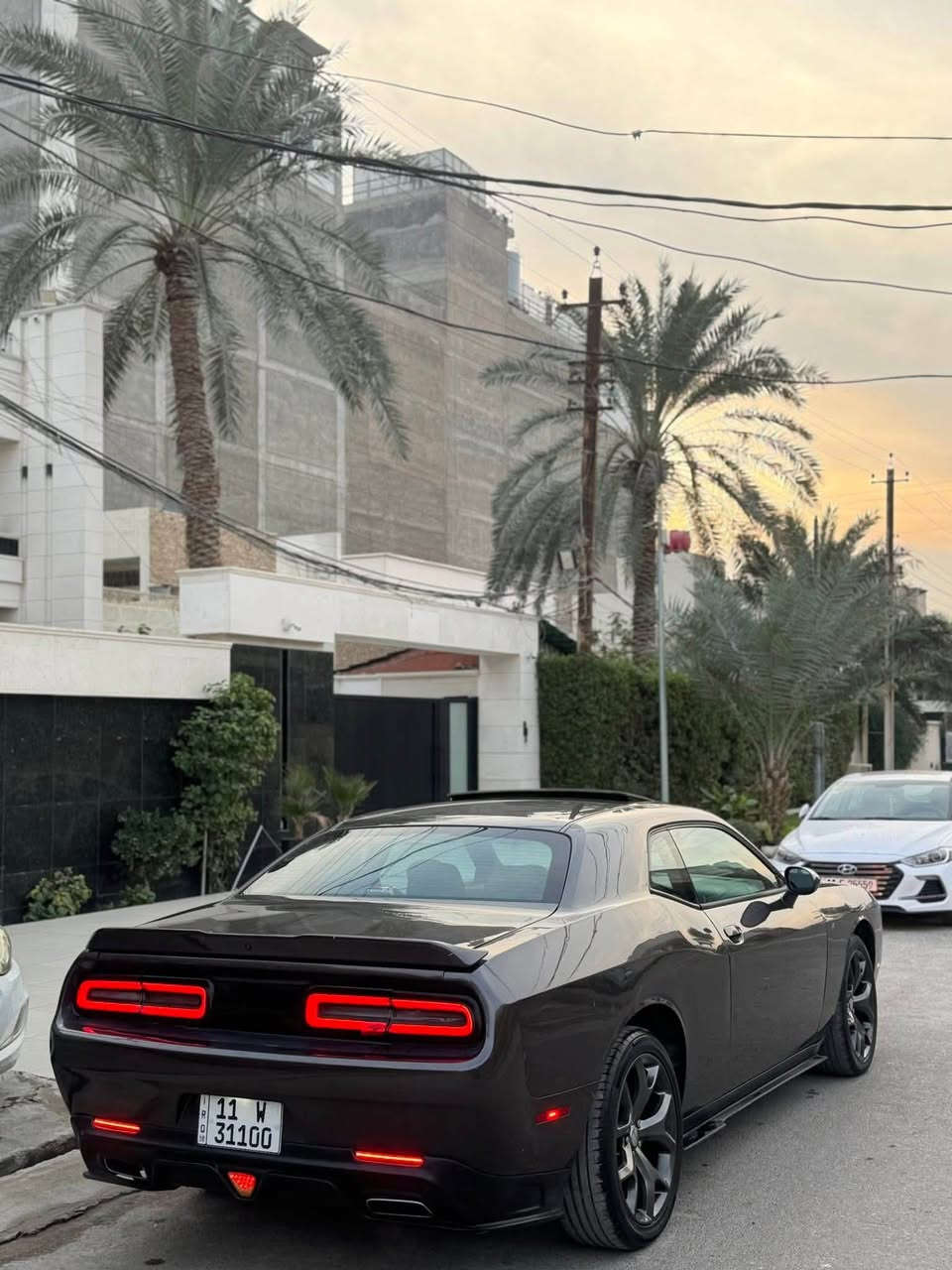السلام عليكم
جالنجر ٢٠١٦ بدون ايرباك قطعه وحدة صبغ بجم كبس 

(فتحة)
مرفق سونار 
ماشية ٧٤ الف ميل يعني ١٢٢ كيلو
مواصفات فتحة /شاشة / سماعات الابين/ كاميرا / حساس وباقي المواصفات الاعتيداية 
حادثه خلفي وراجع بارد 

صار بيه بعراق جاملخ امامي انصبغ بدون دواخل 

السيارة بالنسبة لموديل ٢٠١٦ ممتعوبة

مكاني زيونة او الشعب 
السعر ١٥٤ وبيه مجال بيع فقط

***********
