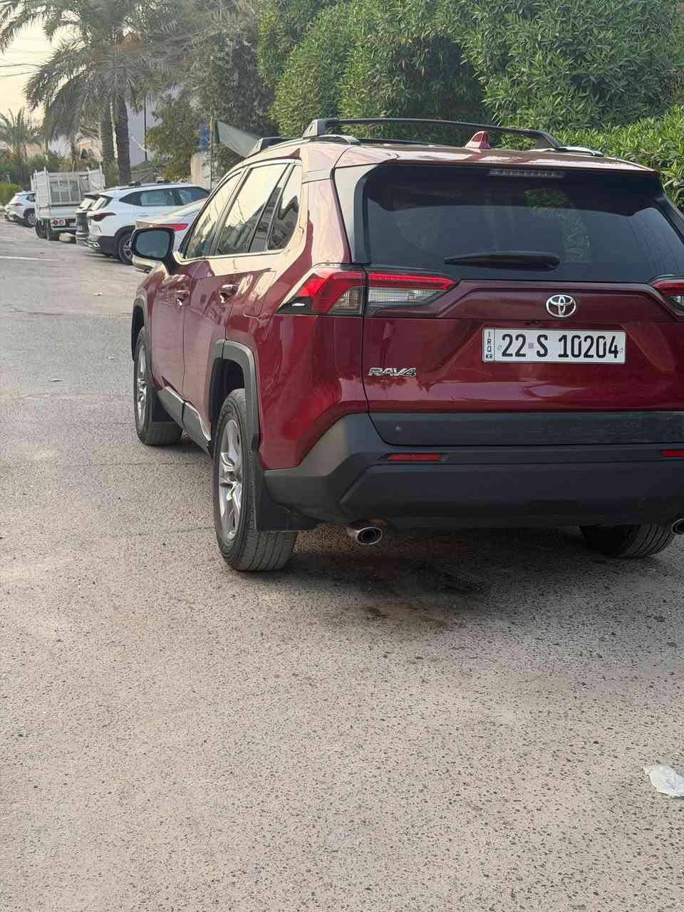 السلام عليكم 
تويوتا RAV4 موديل 2023 
لون ماروني ماشية ٦٥ الف ميل محرك 2500
شاشة اندرويد
صندوق خلفي كهربائي 
وباقي المواصفات معروفة فئة XLE
الحادث :بالصورة 
السعر :150ورقة شدة ونص قفل
مكان السيارة :العامرية 
رقم اربيل باسمي 
صور الحادث وصور المنشور وصور رقم الشاصي بلمنشور 
رقم الهاتف :***********
                 ***********
