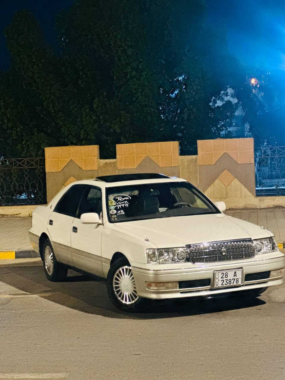 اقره المنشور للأخير اله تخابر
راس ثور موديل ٩٥ السياره كفاله عامه ستوني مبدل فره زيرو فقط لملاون صبغ يعني كفاله عامه ضرب ونقل جثه وصوليات وعيب شرعي كافت الشروط رقم نجف بسمي مداور نفس اللحضه وكاله ماسوي مداور فقط 
السياره فول واحد ع واحد
حداديه من الدعاميه للدعاميه باتري جديد كير ستوني شادله ورقت الضمان بعده عندي مكينه جديده فيشتين ٣٠٠٠ سياره مال جناي او ع وضع ابشركه 
فتحه 
جنجر ١٢ قرص
دمام خلفي مال لبلاد 
منضومه زنون اله واحد عراق 
لايت ابوعيون وزرع لد متغير وشاره لكزز وساور شغل جناي
منضومه سمعات كامله
قواحد ارقام اصليه نيكل
تبريد ثلج والخلفي كامل بس تشد بواريه مجهزه جيب وشد
ستيرن كهربائي 
كشنات كهربائي 
جرجف ملكه يباني 
سستتم بردات 
ويل كب ليزري
السعر 112 بيه مجال بصيط حق جيه ومراوس حسب القناعه
مكان السياره نجف
 ***********
