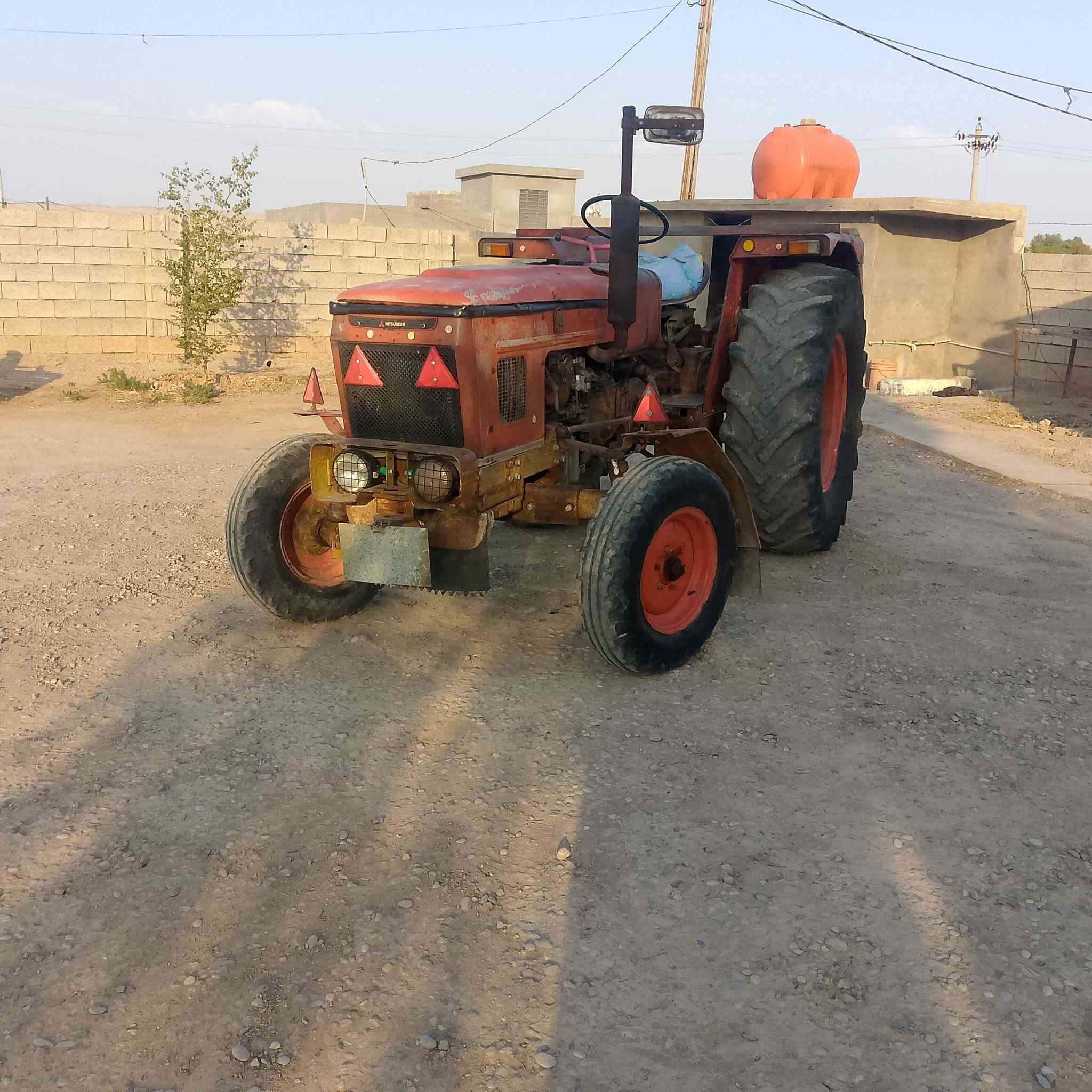 عنتر البيع موديل 88سنويه ورقم بيه مكان جلولاء رقم موبيل ***********
