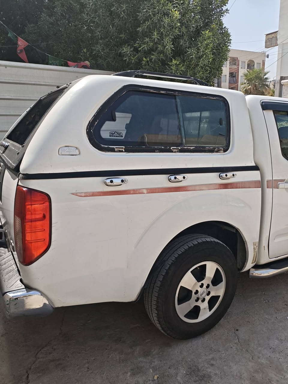 السلام عليكم بيكب نافارا موديل 13 رقم شمالي الاتصال وات ساب ***********
