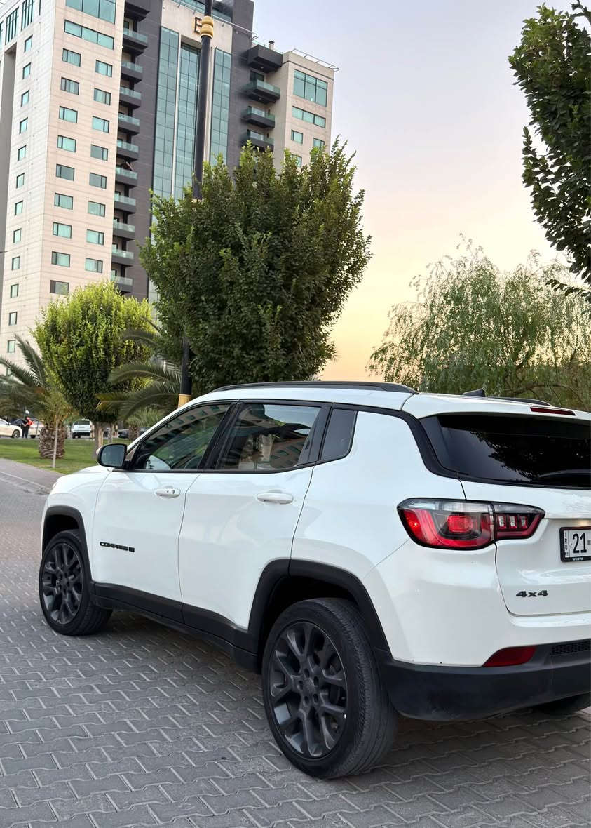 Jeep compass 2021 
یادی ٨٠ ساڵەیە بەس بۆنیت بۆیاخە بەبێ ناو گرتن تازە سیرڤسی کامل کراوە یەک دینار مەسرەفی تیا نیە شاشە گەورەیە کوشن جلدە بەسمەیە  ئۆتۆ ستار ستۆپ زۆر مواسە فاتی تر 
سۆنەرم داناوە لەگەل رەقەم شانسی 
3C4NJDEB9MT592933
سعر /١٣٤ مامەڵەیەکی زۆر کەم 
ژم/*********** 
ژم/*********** السليمانية, العراق
