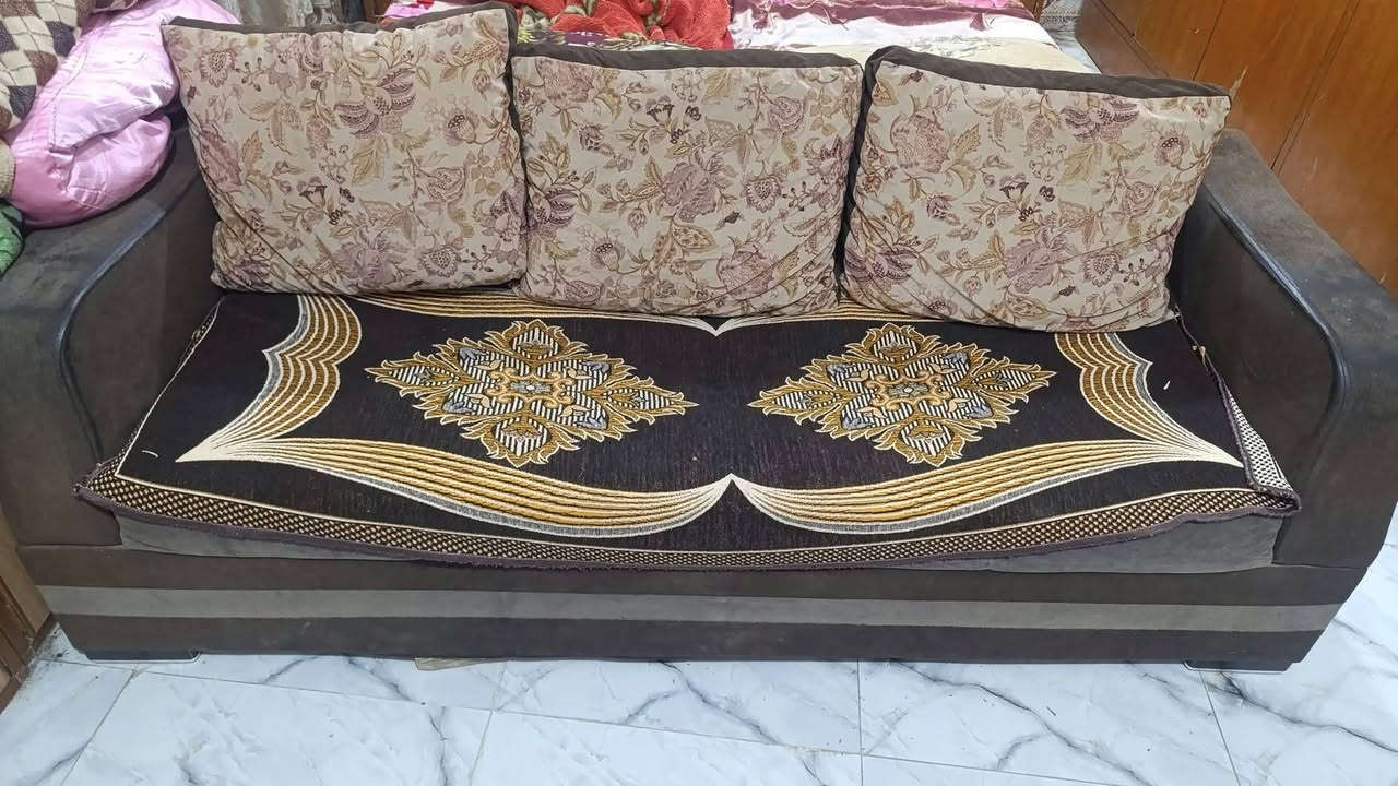 الحلة • مستعمل • كنب ٣+٢+٢