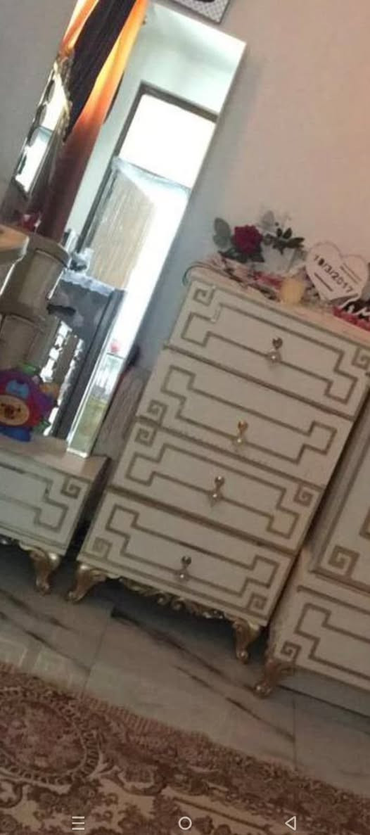 غرفه مستعملة نظيفه للستفسار اتصال على  رقم
‭+964 770 729 6240

نص مكتوب في الصور:
- ١٢:٠٩ ٤G ١,٢٤ KB/s ٢٠٢٦/٠٢/٢٧ ٠٥:٢٢ م مشاركة تفضيل تعديل حذف المزيد
- ٤G ٦٦ ٢:٣٢ KB/S ٢٠٢٦/٠٢/٢٧ ٠٥:٢١ م ١٢:٠٩ مشاركة تفضيل تعدิล حذف المزيد
