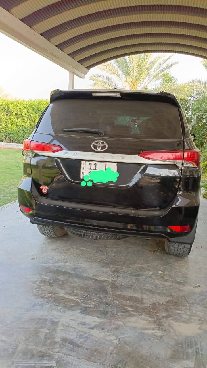 السلام عليكم 
سياره فورجنر للبيع موديل 23 خليجي 
كفاله عامه لا صبغ ولا تبديل لون اسود ملكي 
رقم بغداد باسمي تحويل ثاني 
محرك 2700 بلادي 
ماشيه 40الف 
مكان السياره بغداد 
سبعه راكب 
السياره جديده على وضع الشركه 
السعر 
ب198وبيهه مجال بسيط 
الاستفسار مراسله الصفحه 
او الاتصال على الرقم 
***********
