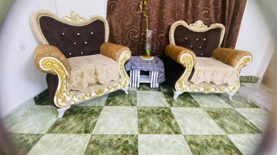 السلام تخم للبيع مكاني الشالجية عشر مقاعد قفل 250 للاستفسار الاتصال على الرقم ‭***********‬
