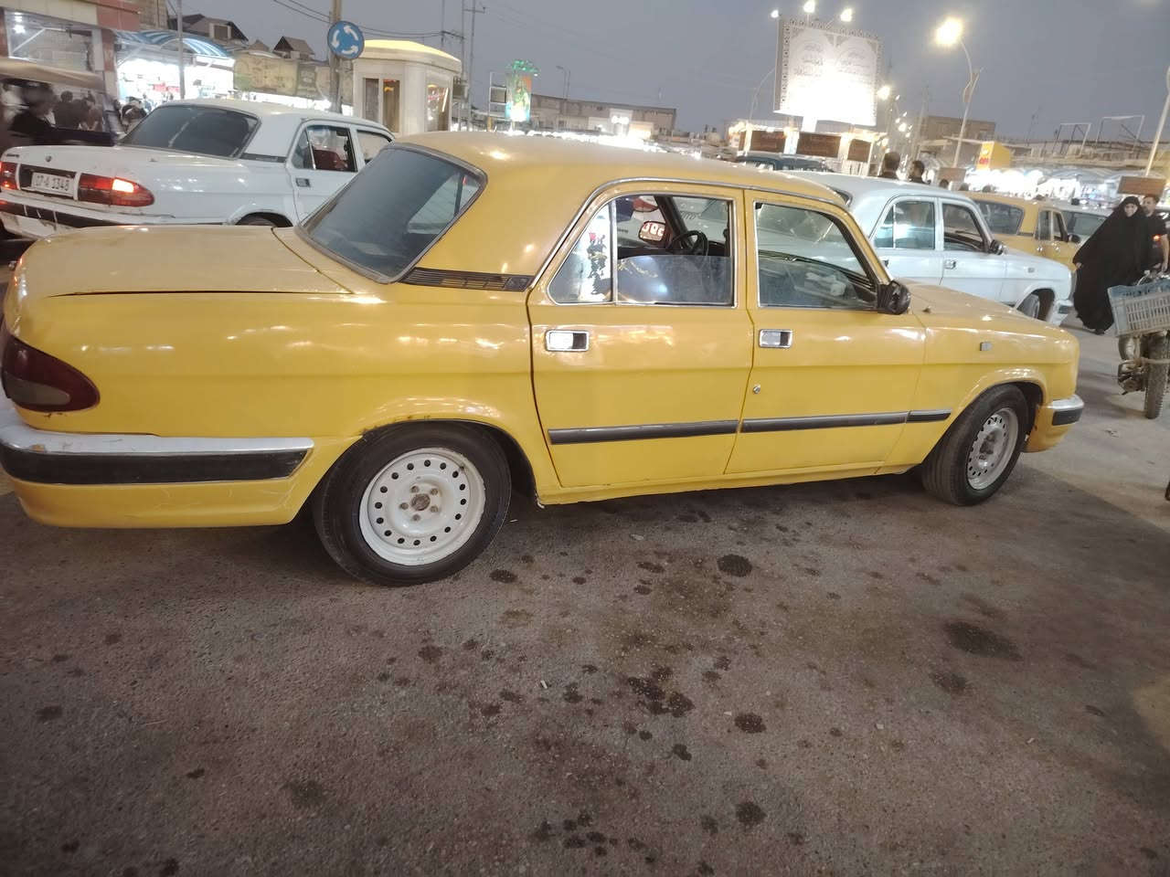 السلام عليكم  فولكه للبيع جاهزه السياره مكينه ثنين ونص حداديه  مكان سوك الشيوخ سعر السياره 28
سياره كهربائياتها نطل للطول جاهزه ما بيها اي نقص نقصها ترتيب فقط الدواخل  ***********
