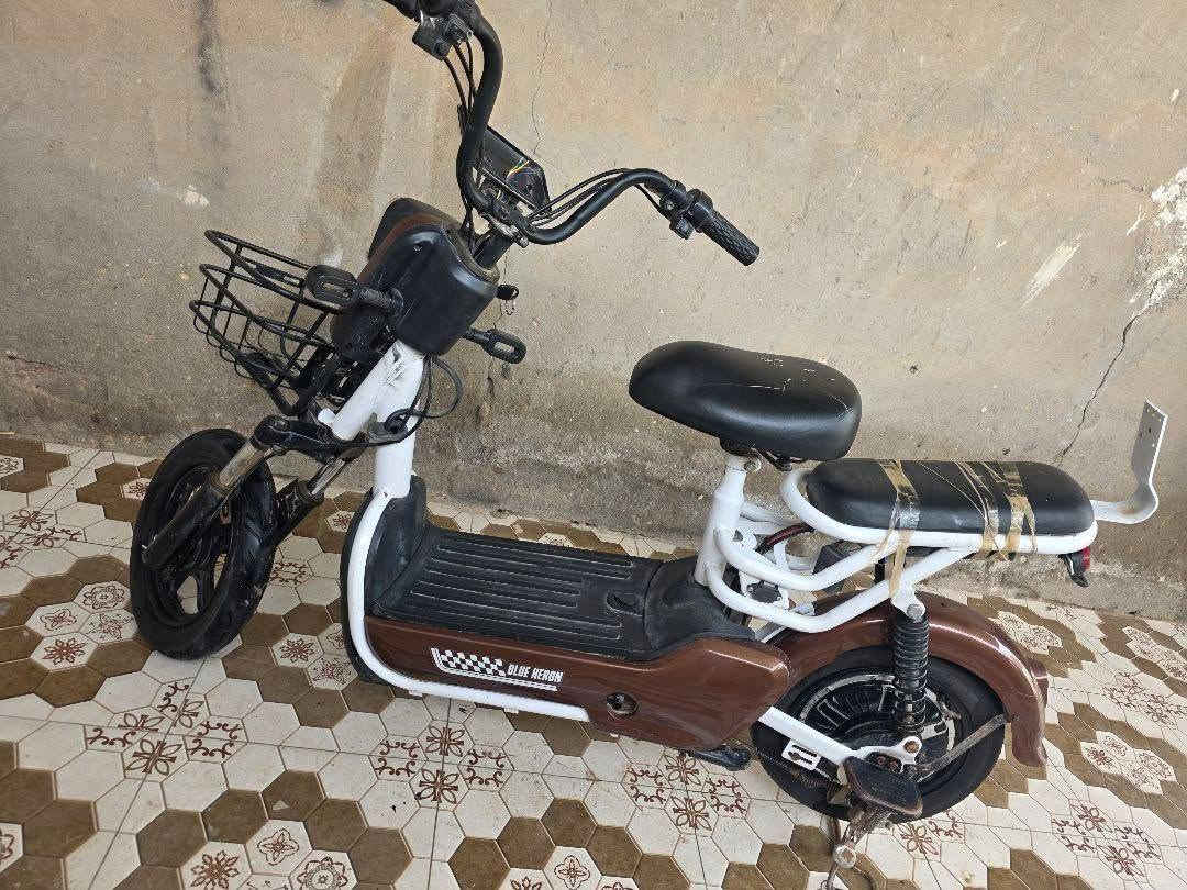 دراجة شحن • كهربائية • للبيع