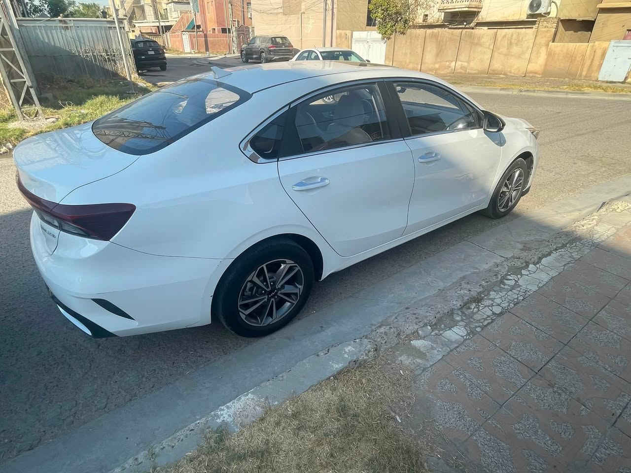 بسم الله الرحمن الرحيم 
بسبب الوعود الكاذبة 
سعر السيارة 130 وبيه مجال للشراي 
كيا K3 2022 
الملاحظات - السيارة بيه طعجه بالبنيد و الشباج بي كسر خفيف قطعة صغيرة مامصلح وشخط بالجاملغ الخلفي وشخوط بسيطه بالدعامية الامامية والخلفية ماشية السيارة 43الف 
العنوان بغداد حي العامل  
رقم ***********
