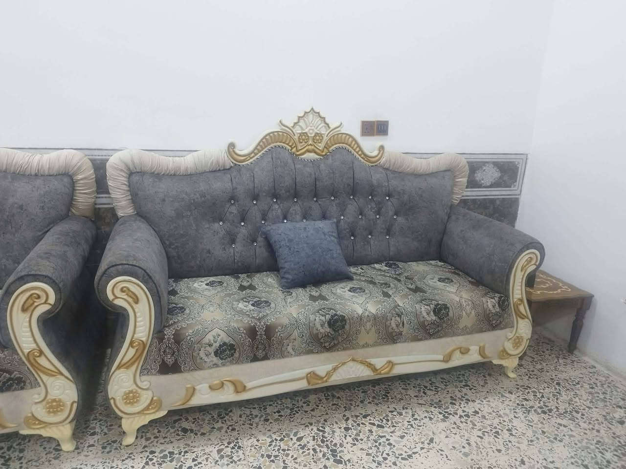 ٦٠٠. وبي مجال واسط
