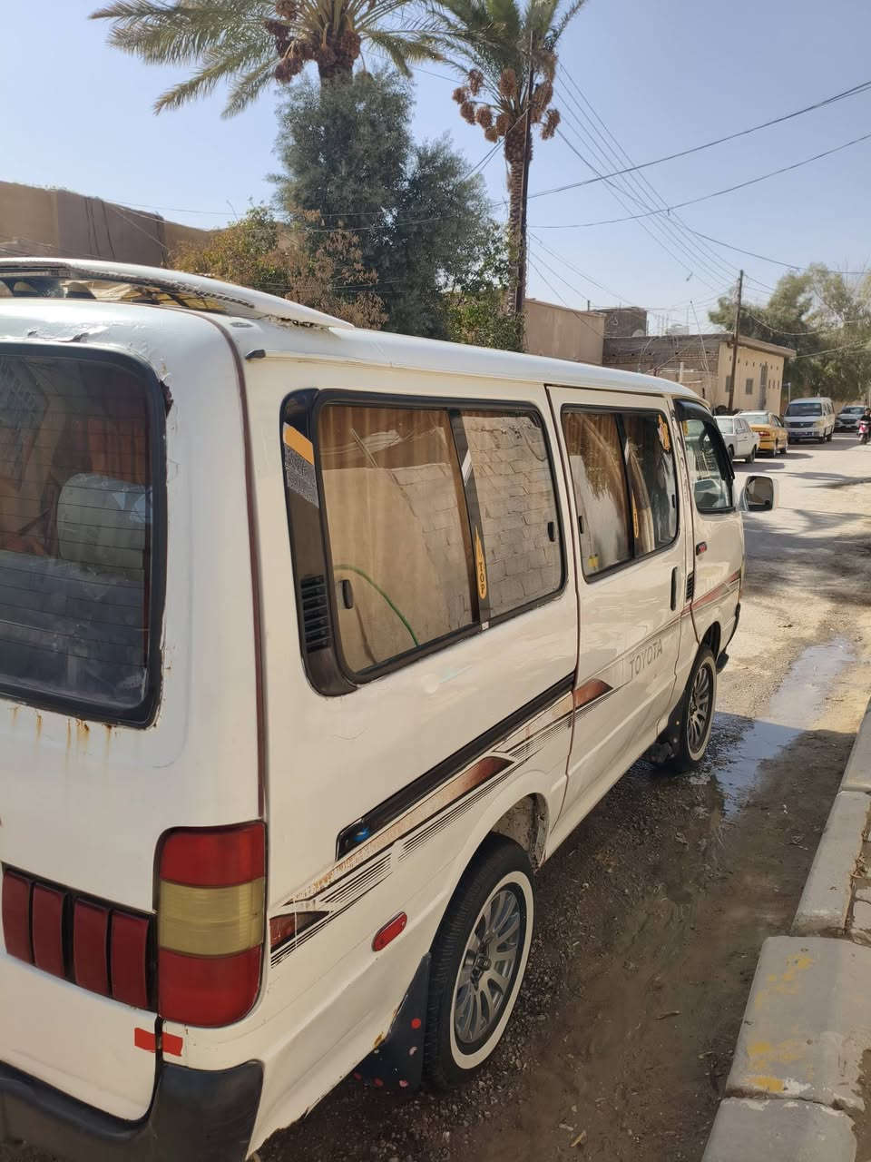 السلام عليكم هايسه البيع 
مديل 94
سنويه تنتهي 2030
مكينه ثنين ونص مابيهن اي شي وين ميعجبك طلع بيه 
هذه رقمي بيه وتساب ***********
مكانه كربلاء سياره نظيفه مامشتغل بيه على خط
