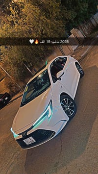 للبيع كورلا 2025 ماشيه 19 الف  شكل الامريكي بيها بارد السياره فقط بدون...