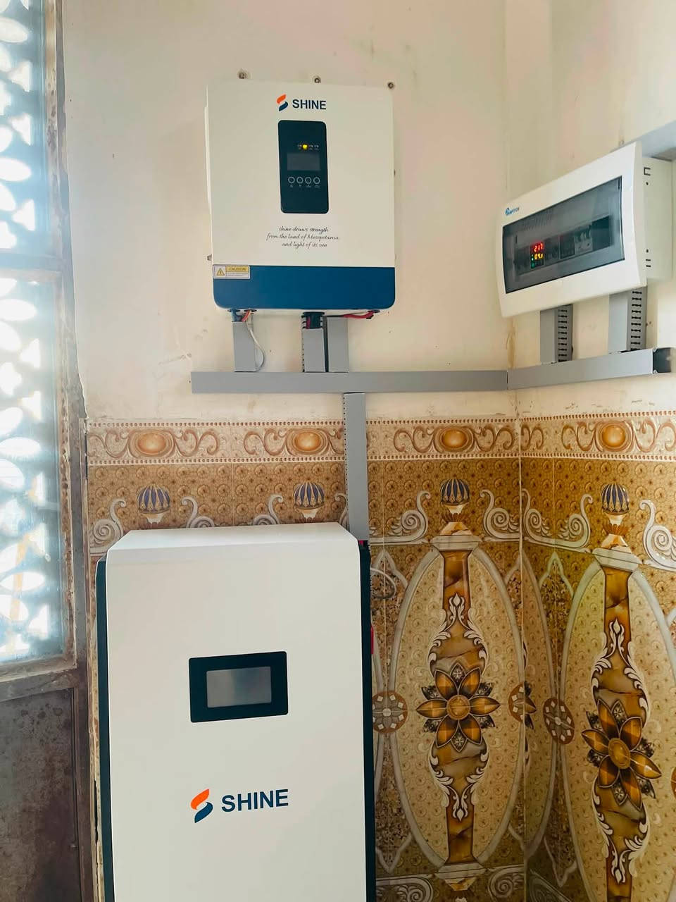 ☀️ تم بحمد الله تنصيب  اربع منظومات طاقة شمسية متكاملة بكفاءة عالية ⚡
🔹 قدرة التشغيل النهاري : 20 امبير   

🔹 قدرة التشغيل الليلي: 16  أمبير  

🔹 أداء مستقر وتوفير ممتاز في استهلاك الكهرباء  

🔹 تجهيز وتنفيذ وفق أفضل المعايير لضمان الاستمرارية والكفاءة

نسعى دائماً لتقديم حلول طاقة موثوقة واقتصادية تناسب احتياجات المنازل والمشاريع 🌱

للاستفسار والحجز يمكنكم التواصل معنا

هاني انور ***********

عبدالله موفق ***********
