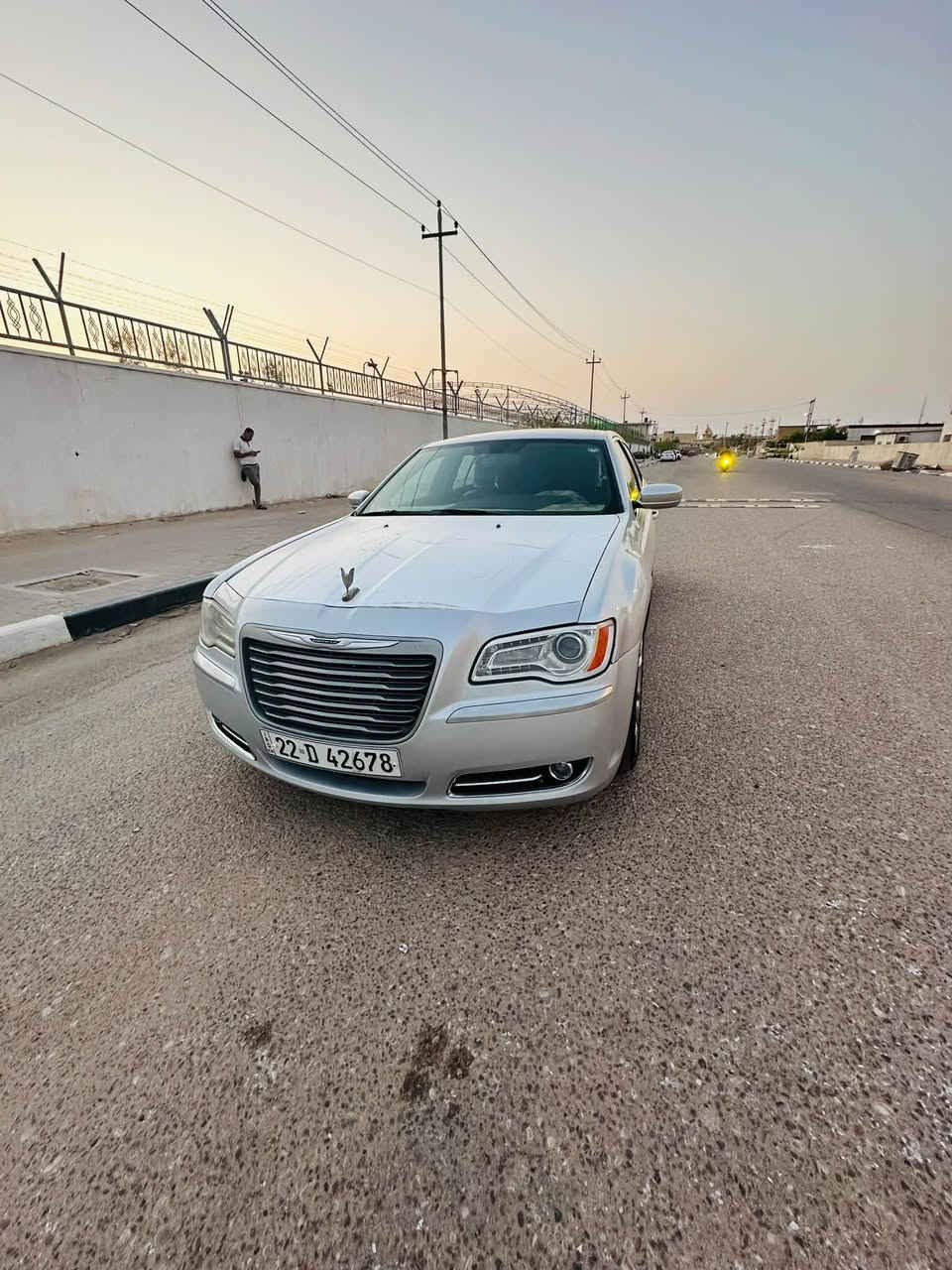 سلام عليكم وبامه للبيع مديل 12 كندي داخل كفاله بلعراق بيه جاملق وشويه من البنيد  مكان سياره البصره القرنه سعر 147وبيه مجال  *********** وناشر مقطع فيديو للتوضيح
