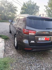سيدونا 16 رقم سليمانيه بيها 3 قطع معروضه ب 160 رقم الهاتف 07735382835