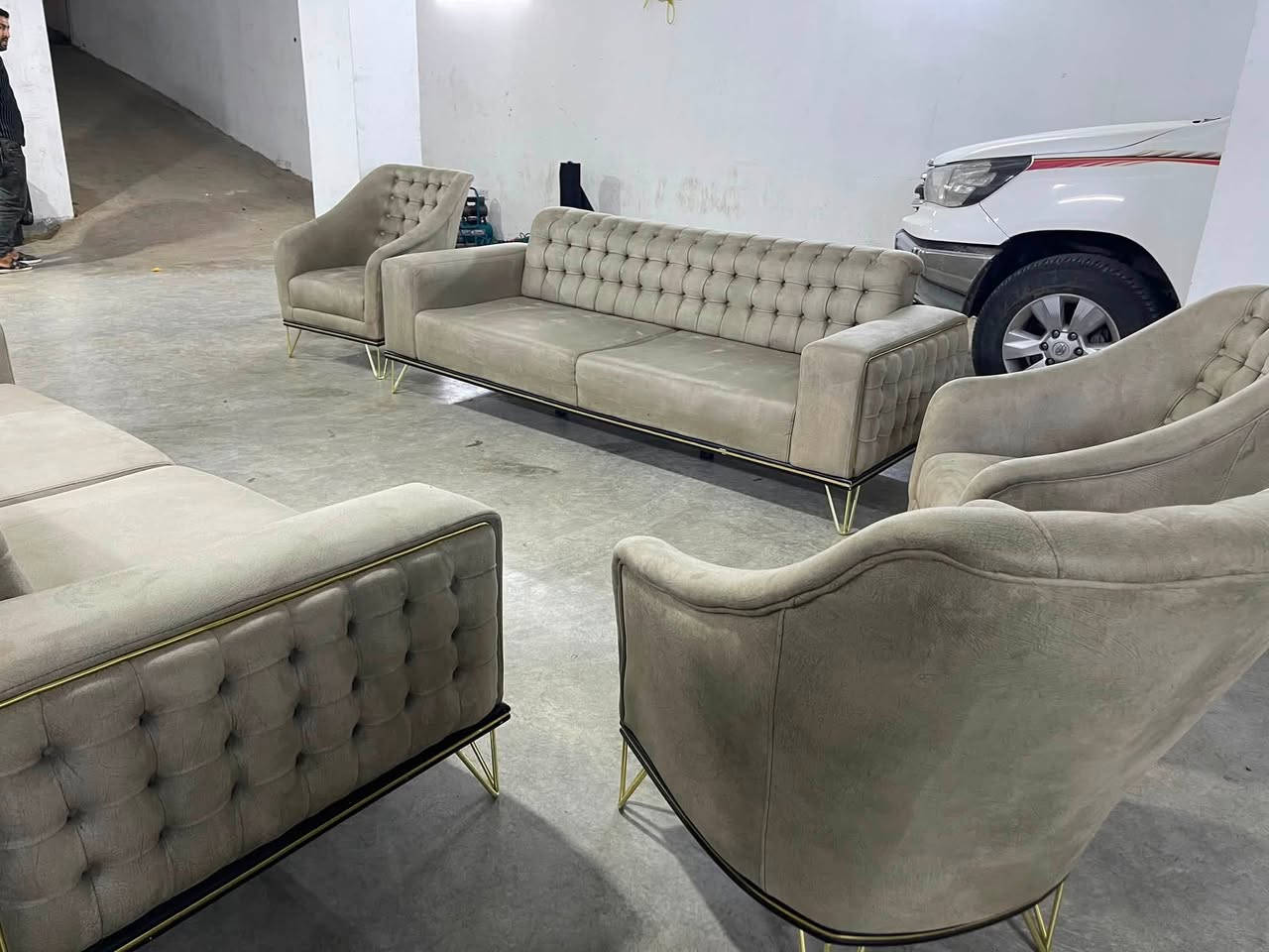 430هەزار و مامەڵەیەکی زۆر کەم
ئەم تاقمە ناوازەیە بۆ فرۆشتن
12نەفەری قوماشی شامۆ 
80./.بەلۆکی ماوە📦 
ژ.م***********
