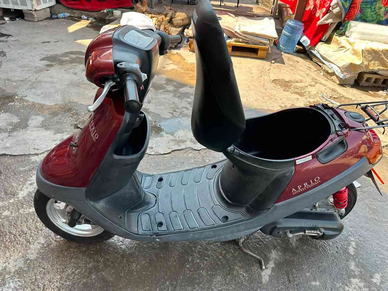 سلام عليكم دراجه بطه للبيع نظيفه ومكفوله برغي ما مفتوح بيه سعر   600  بيه مجال بسيط مكاني كربلاء كنطره السلام ***********

