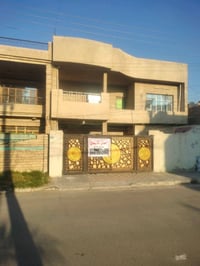 🏠 للبيع 200 متر دار سكنية 📍 الموقع: حي الجهاد – قرب جامع النور  🔹 المس...