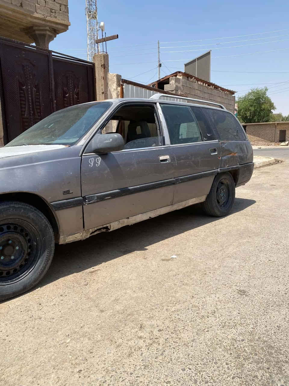 مكفولة كفاله سعره 12ورق مكلف بنشر***********0هاي رقم صاحب سيارة
