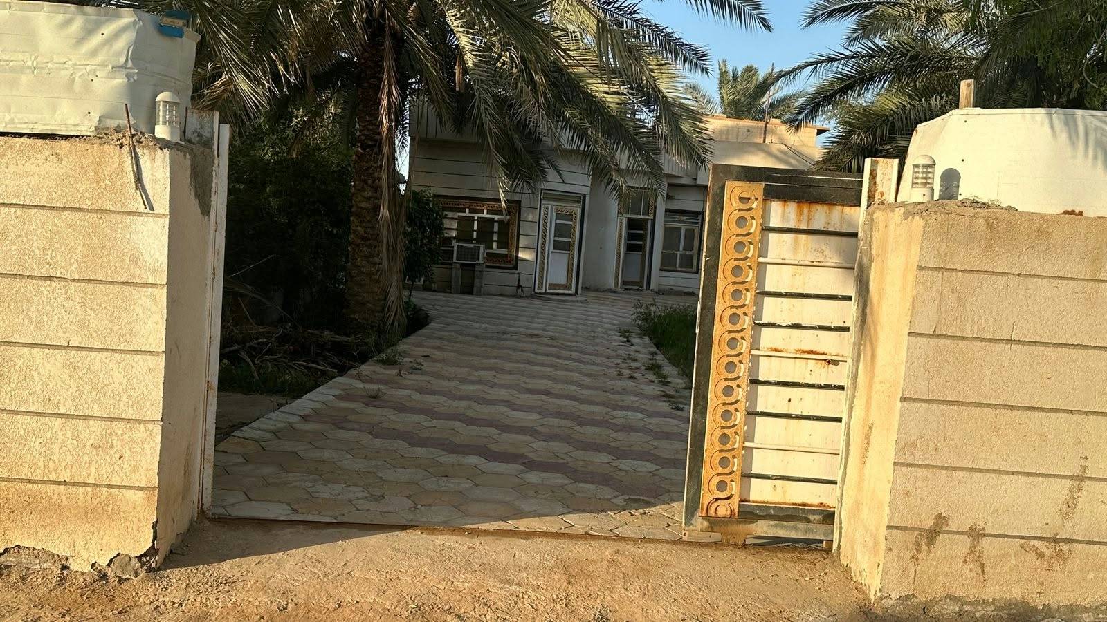 الجماليه • أرض ٧٠٠م • دار ٢٣٠م