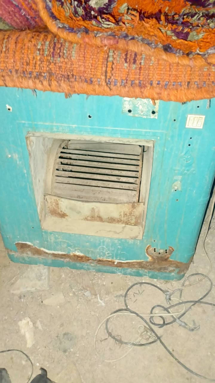 سلام عليكم عندي ذني مبردات للبيع شغلات كلهن ونضاف ***********
