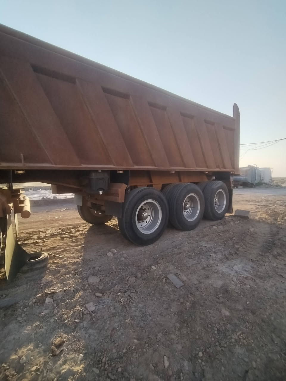 سلام عليكم البيع مقطورة تفصال النجف حمزه ناهي الطول 725 تخم تاير دناكير 16 شاصي 16 كفالة عامل العنوان ميسان السع ( 35 2 ) وهاذ رقم راعيها وانه *********** مكلف بل نشر
