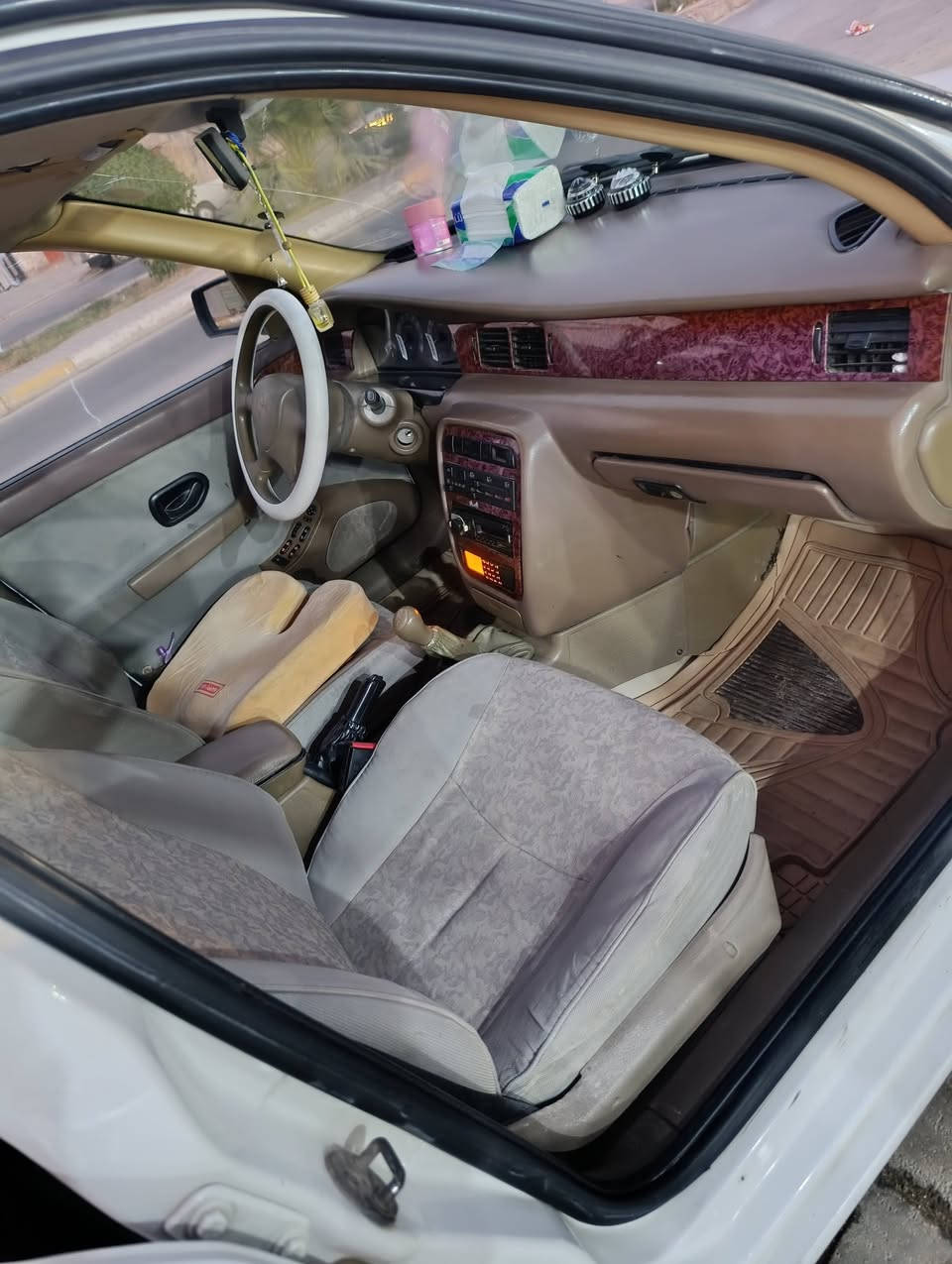 سمند ناطق موديل 11 للبيع النضافه 90بلميه تجي تفحص وتقتنع وتأخذ راعيه بالنجف يريد تحويل سياره نضيفه لامتعوبه 
السعر 40وبيه مجال قليل حق جيه *********** مكاني كربلاء الأمن الداخلي
