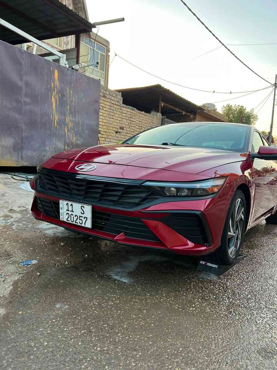يالله سلام عليكم النتر 2024وارد امريكي 
1️⃣فئه المتد
2️⃣كامره دوره360درجه
3️⃣خمسه بصمه بيه فتحه جنطه عند اقتراب 
4️⃣سايد بريك كهربائي بريك اوتو عند وقوف
5️⃣شاشه متصله تحكم المس 
6️⃣شحن لاسلكي ومنفذ يوبس وتايبسي ومنفذ جداح 
7️⃣تحكم كهربائي كشان امامي وكشنات حضن وتدفه مقاعد اماميه
8️⃣مانع نزلق 
9️⃣لايت LED
🔟تشيغل عن بعد دخول ذكي عند اقترب فتح قفل باب 
1️⃣2️⃣مكينه * 2.0 لتر، 4 سلندر.
* 147 حصان.
* عزم 132 lb-ft ≈ 179 نيوتن.م.
* قير IVT أوتوماتيك.
* دفع أمامي FWD.
* 1️⃣3️⃣ * مقاعد أمامية مدفأة.
* شاشة وسطية 10.25 إنش.
* عدادات رقمية.
* Bose Premium Audio سماعات 8ب.
* شحن لاسلكي للهاتف.
*Apple CarPlay gAndroid Auto.
* Digital key 2 - إمكانية استخدام الهاتف
* Wi-Fi Hotspot Bluelink+.
1️⃣4️⃣ .Surround View °360 كاميرا *
* كاميرات النقطة العمياء تظهر صورة النقطة العمياء في لوحة العدادات عند تشغيل
الإشارة.
* حساسات اصطفاف أمامية وخلفية.
* Blind-Spot Collision Warning.
* Rear Cross-Traffic Collision-Avoidance.
* Forward Collision-Avoidance مع كبح
.تلقائي
* Lane Keeping Assist.
* Lane Following Assist.
* حساسات ضغط الإطارات.
بيه اهوي موصفات سياره تشتغل وتفتح على تلفوان 
ناره داخله متغير لاالوان داخل ابيض معطعم بقماش ازوك كشانت جلد نضام خط من تعبر خط تراجعك سياره كامره بل شاير من تفتح شاره تشتغل عندك كامره بل دشبول الايت ضبابي 
فتحه سقف قياده ذاتيه مثبت سرعه سياره بيه اهوي موصفات اهوي لايت عالي اذي سياره مقابيلك يفصل تعبر يشتغل بيه اهوي موصفات رقم ***********
